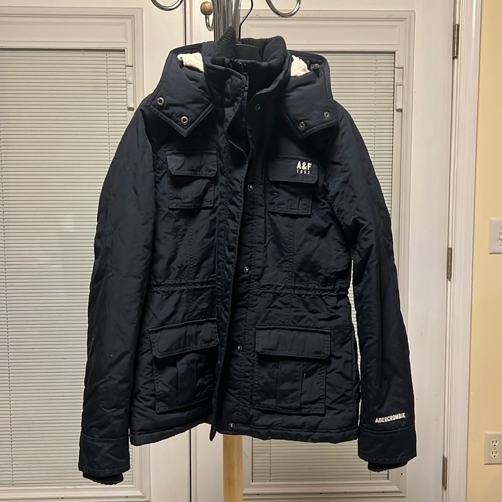 Small Abercrombie and fitch outerwear